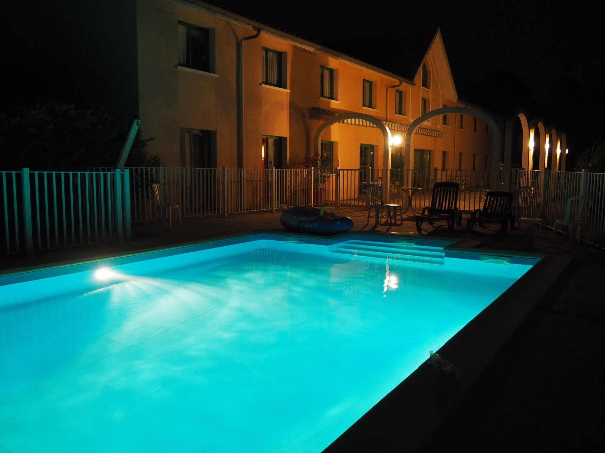 N'Atura Hotel Aire-sur-lʼAdour Exterior foto